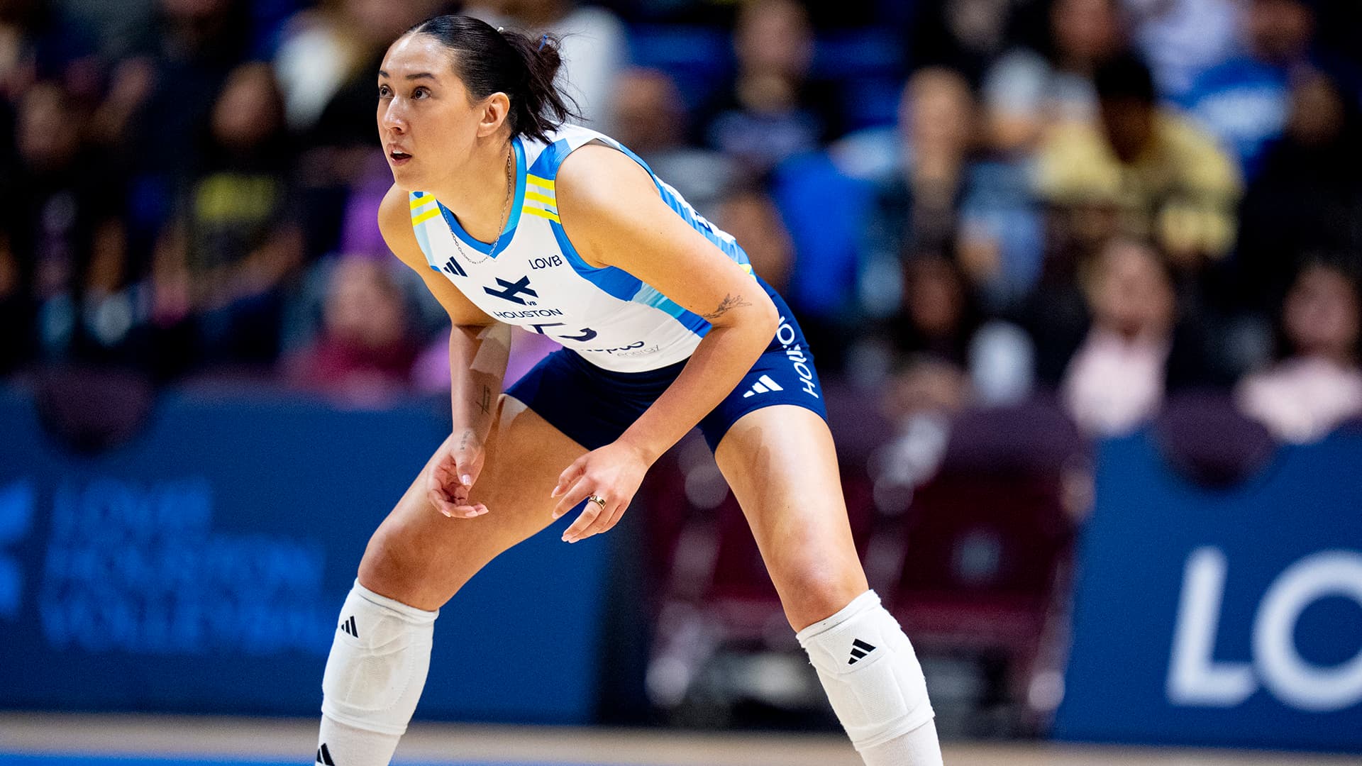 Houston Rallies Past Austin in Five-Set Thriller