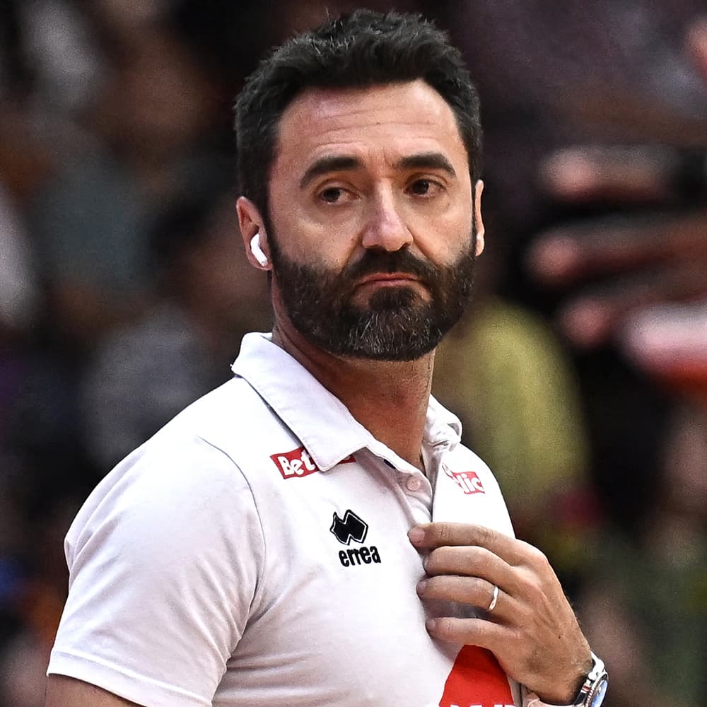 César Hernández González