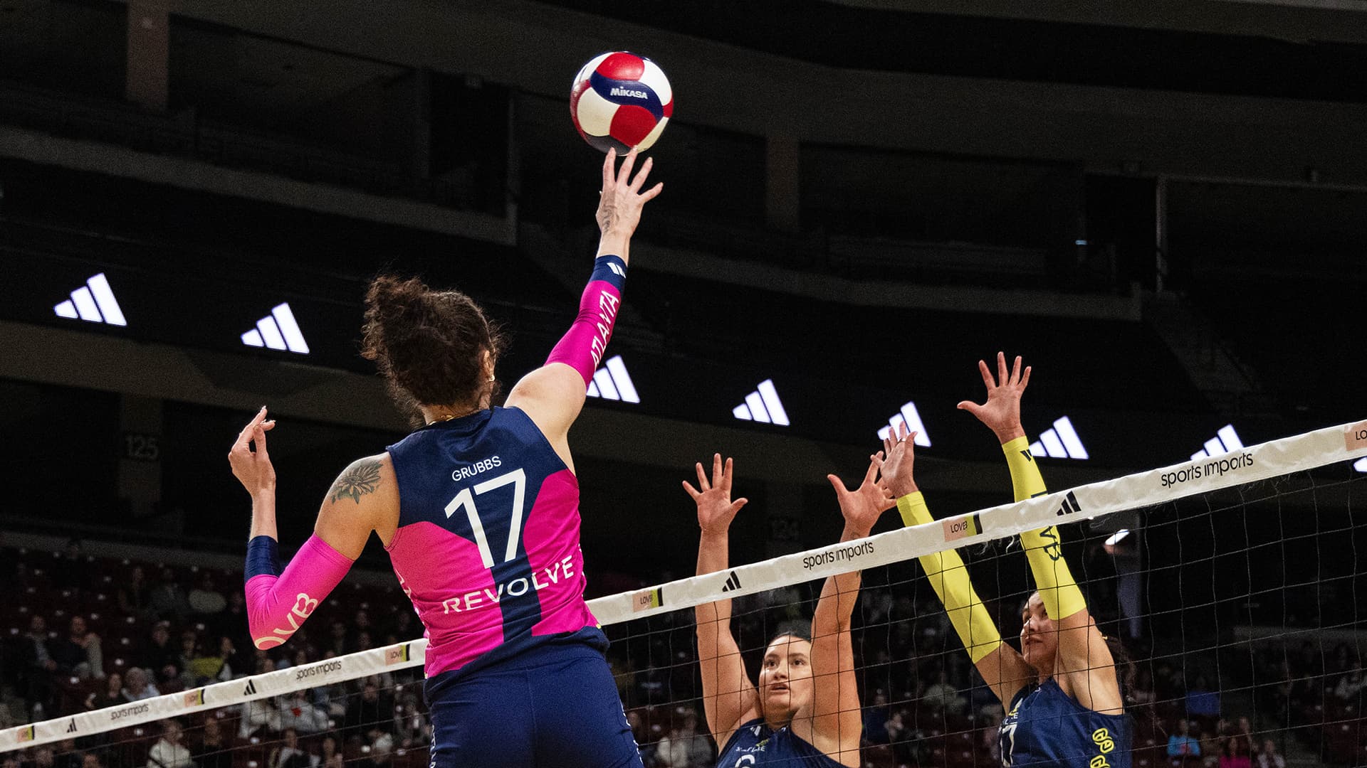 Tessa Grubbs Erupts for 23 Kills as Atlanta Extends Win Streak